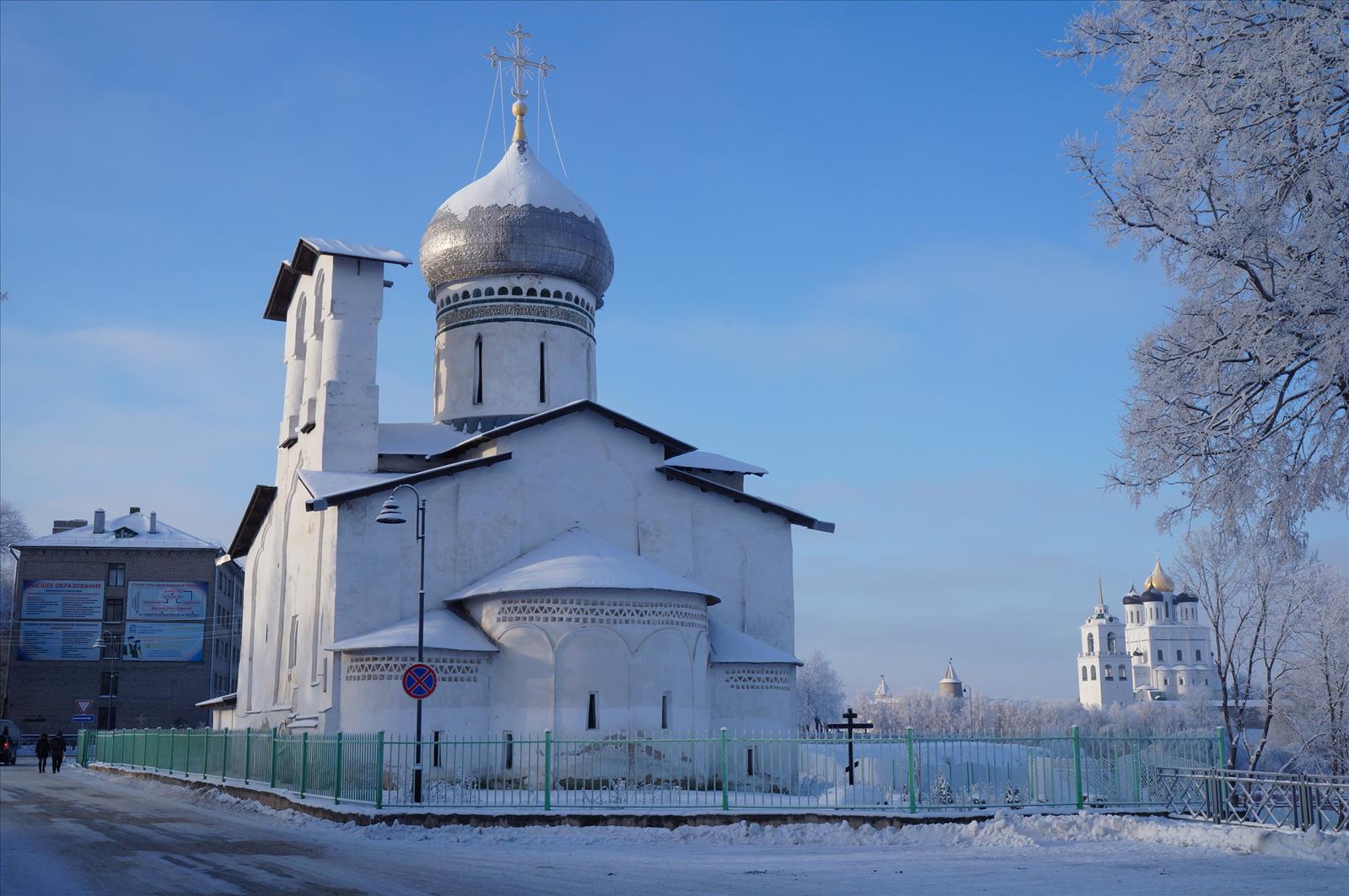 Псков, день второй, и Псково-Печёрский монастырь