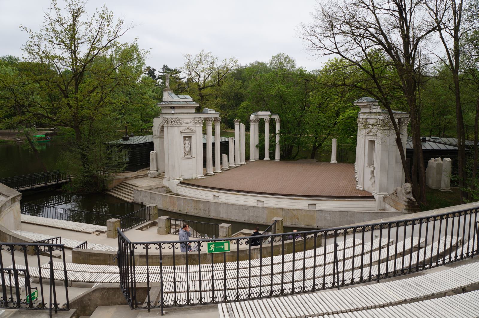 Варшава за пределами старого города