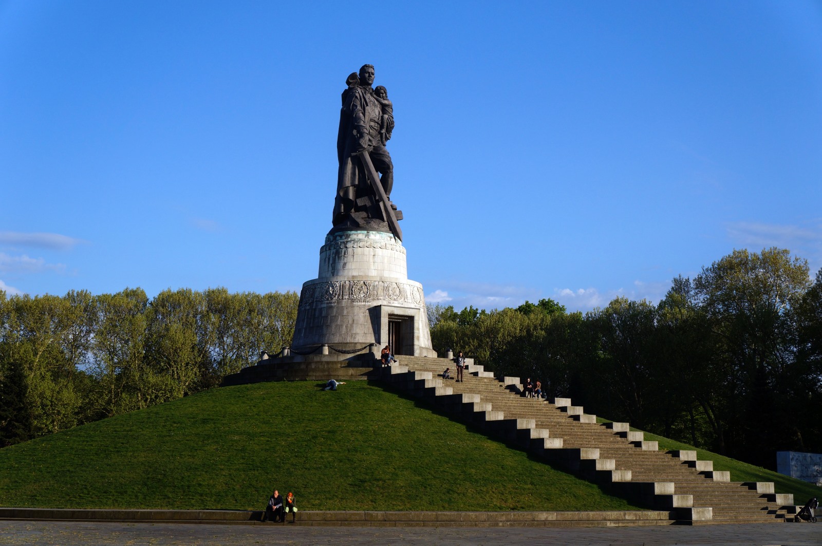 Польский Лихень Стары и Трептов-парк в Берлине