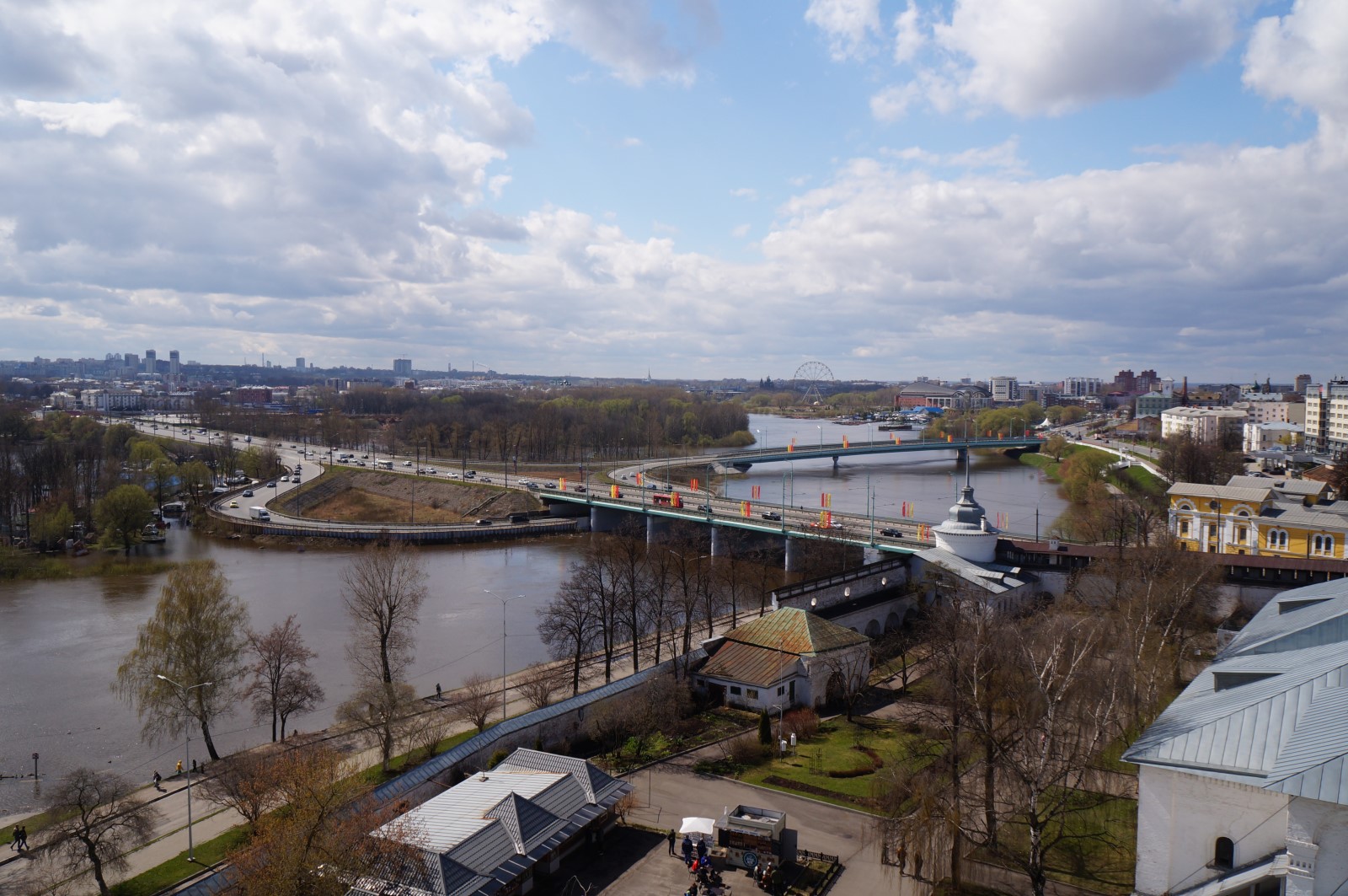 Прогулка по центральным улицам