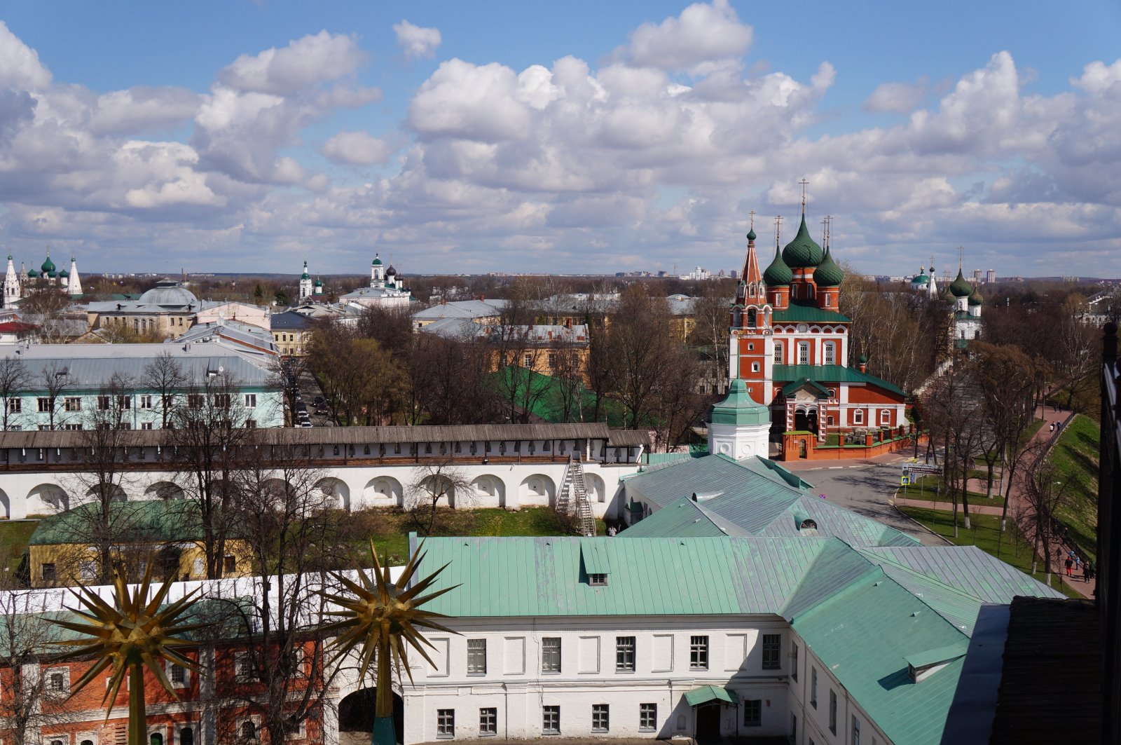 Прогулка по центральным улицам