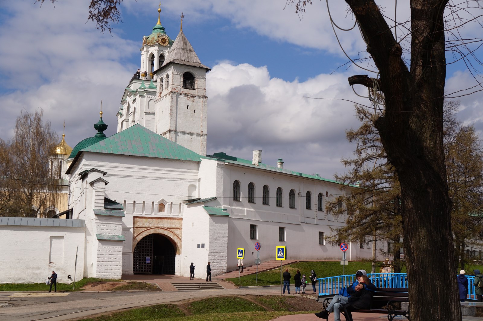 Прогулка по центральным улицам