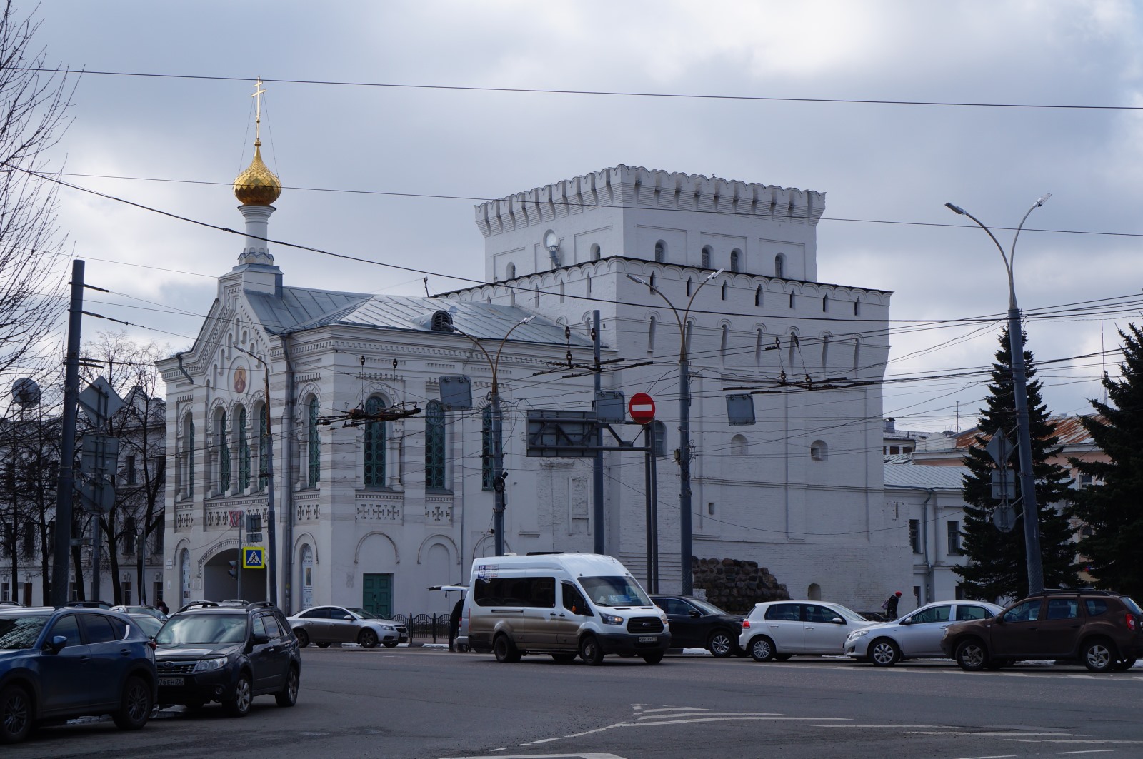 Прогулка по центральным улицам