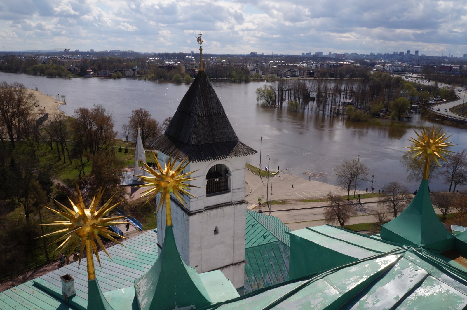 Прогулка по центральным улицам